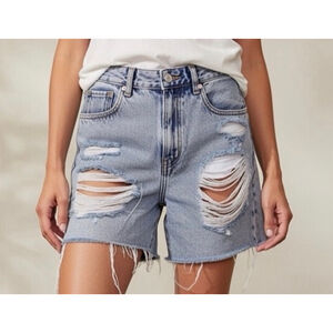 Women's American Eagle Light Blue Distressed Jean Shorts Size 2